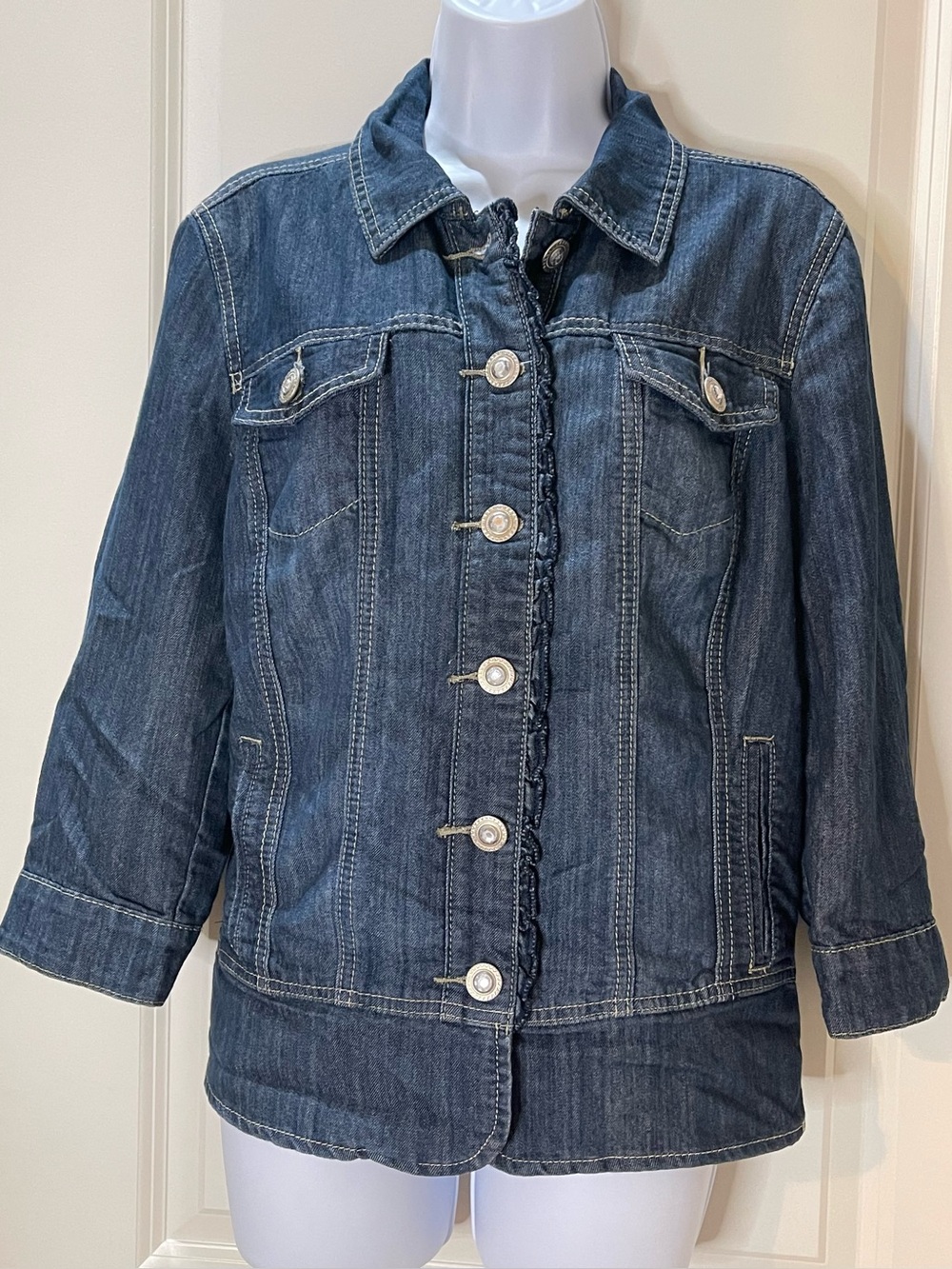 Dressbarn Dark Wash Blue Jean Jacket with Stretch Size XL
